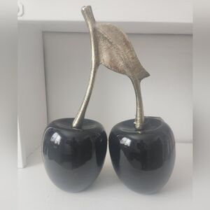 Black And Gold Metal Cherry Decor 15 X 10 In Gorgeous